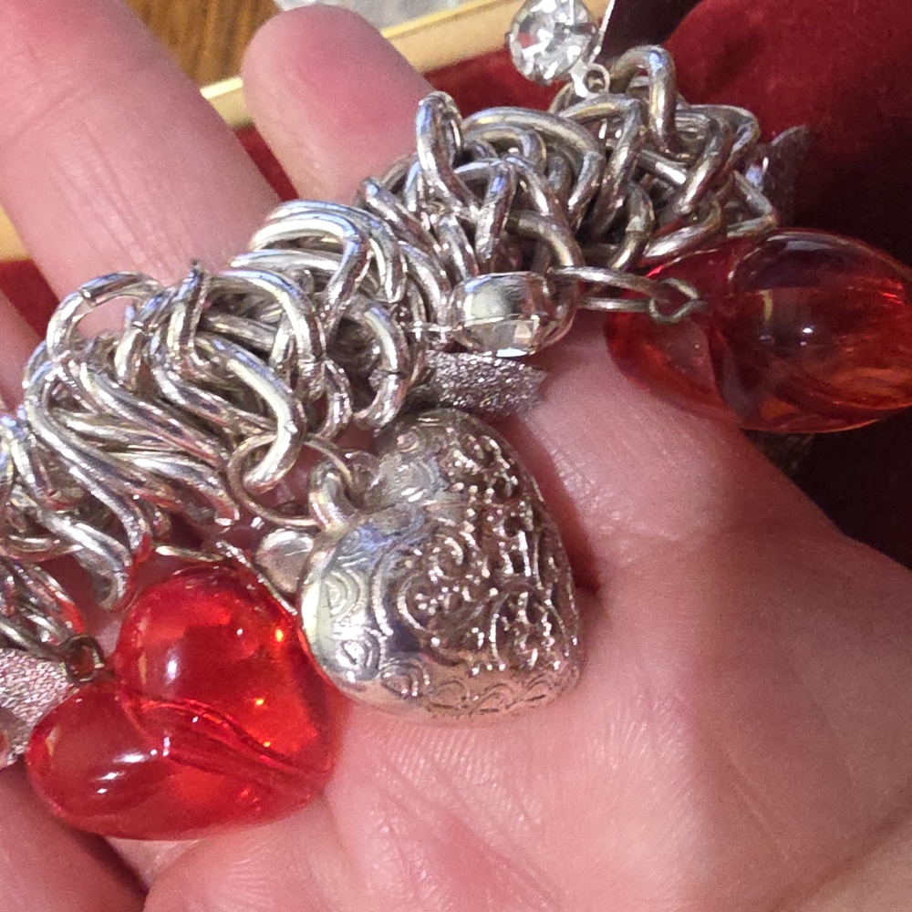 Heart Charm Stretch Bracelet